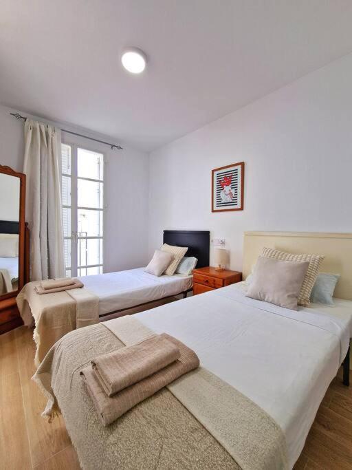 Encantador Duplex Para 6 A 1 Minuto De La Playa Benalmádena Exteriör bild