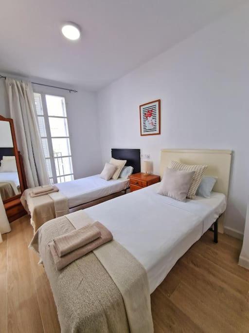 Encantador Duplex Para 6 A 1 Minuto De La Playa Benalmádena Exteriör bild