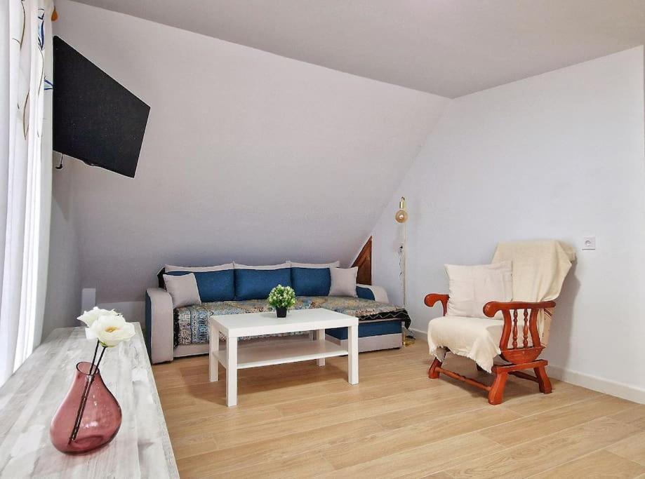 Encantador Duplex Para 6 A 1 Minuto De La Playa Benalmádena Exteriör bild